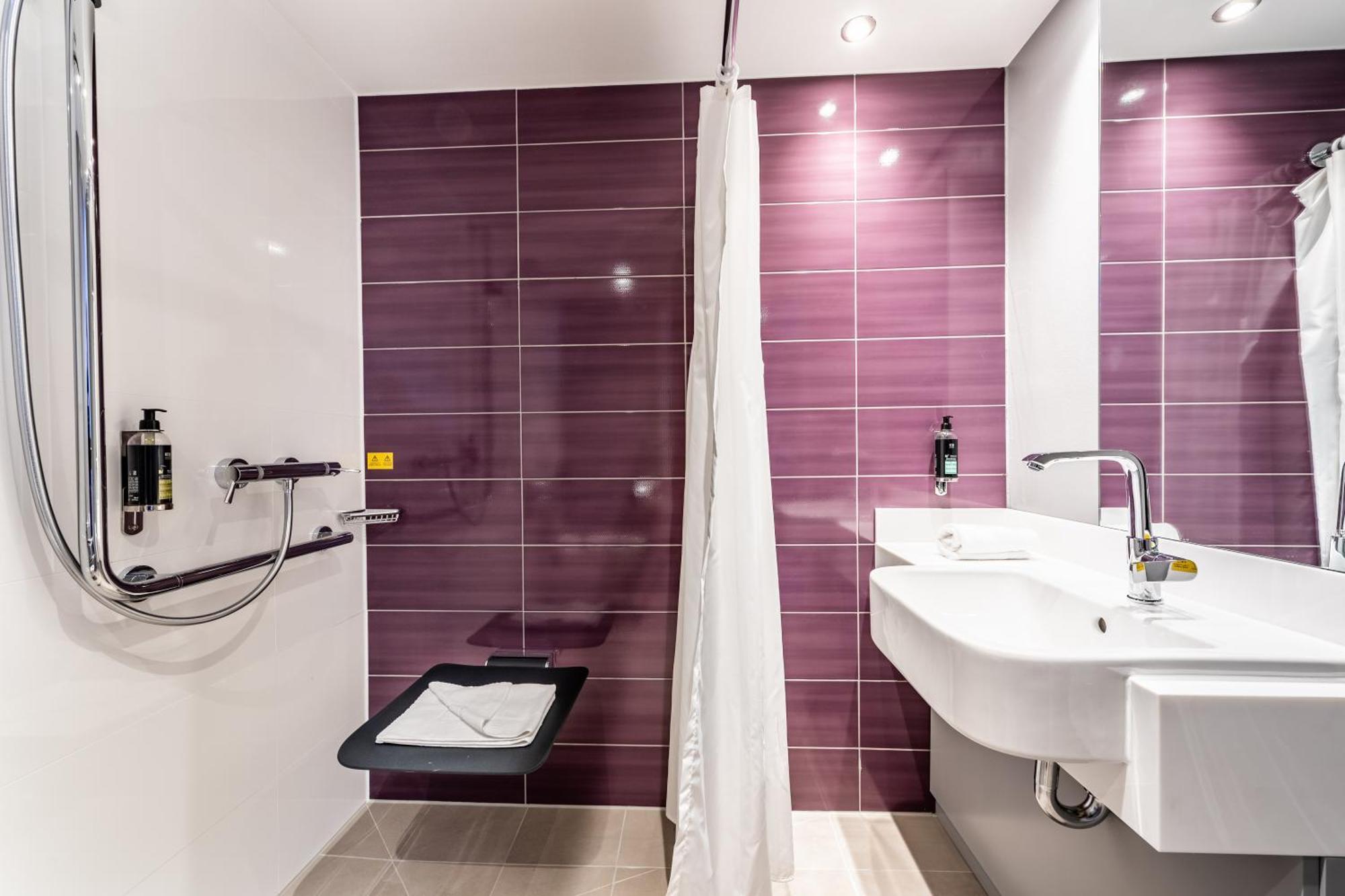 Premier Inn Essen City Limbecker Platz Exterior foto